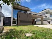 Maravilhosa Casa à Venda no Condominio Alphaville em...