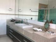 Maravilhosa casa com 2 pavimentos e 3 suítes no Vigilato...