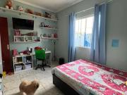 Maravilhosa casa com 3 quartos, sendo 2 suÃte e vaga...