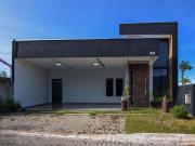 Maravilhosa Casa com Piscina, Condominio Vista Itaipu...