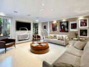 Maravilhosa casa de condomínio no Alto da Boa Vista...