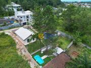 Maravilhosa casa, nova, com 3 dormitórios 1 suíte, área...