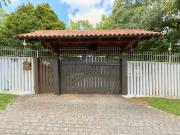 Maravilhosa casa à venda no bairro santa felicidade com...