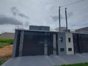 Maravilhosa com 3 quartos no bairro Figueiras do Parque!