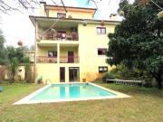 Maravilhosa e espaçosa propriedade com 7 quartos...