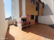 Maravilhoso Apartamento T4 DUPLEX c/SUITE em Castanheira...