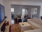 Maravilhoso apto no Morumbi em rua tranquila