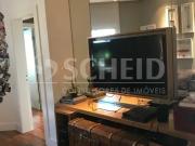 Maravilhoso penthouse com piscina e enorme terraço...