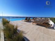 Maravilhoso T2 com vista mar e piscinas uma aquecida,...