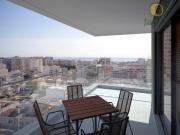 Maravilhoso T3 com 152,86 m2, garagem, piscina no topo,...