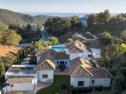 Maravillosa villa recién reformada en Montemayor, Benahavis