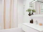 Marcos 2 chambres et balcon à Batignolles