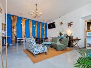 Marina Blue Estibordo