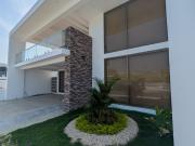 MARINA BLUE MANTA: HERMOSA CASA EN VENTA CON VISTA AL MAR