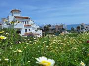 Marina Serenity: Vida junto al Mar y al Fairmont