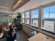 Marine Drive West, Aldwick, 2 Bedroom Flat