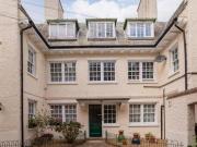 Marish Court, High Street, 2 Bedroom Apartment