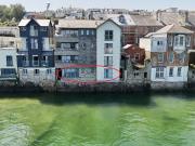 Market Street, Falmouth TR11, 5 bed flat to rent, £4,125...