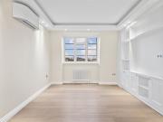 Marlborough Court, Pembroke Road London W8, 2 bed flat...