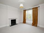 Marlborough Road, Richmond TW10, 3 bedroom flat to rent...