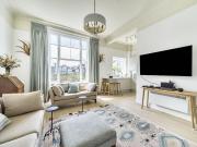 Marloes Road, Kensington, London, W8 2 bed flat to rent...