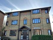 Maroons Way, London, 1 Bedroom Flat