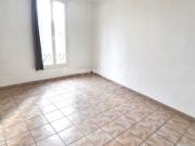 MARSEILLE 7ème! Dans quartier recherché, grand T2 de 48...