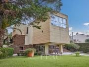 Marseille 8ème Maison d'architecte dans un domaine fermé