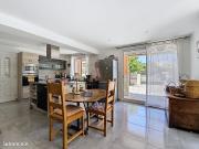 Mas 10 pièces 270 m²