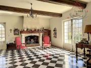 Mas 12 pièces 400 m²