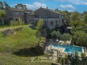 Mas 15 pièces 253 m²