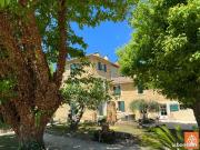 Maison 18 pièces 678 m²