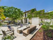 Mas 210m2 Centre ville de Noves