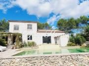 Mas 5 pièces 182 m²