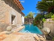 Mas 6 pièces 201 m²