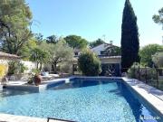 Mas 8 pièces 285 m²