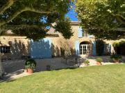 Mas à vendre près de L'Isle sur la Sorgue avec un...