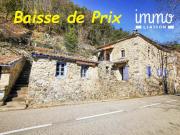 Mas Ardéchois composé de 2 appartements et un studio...