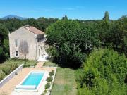 Mas authentique sur 5000 m², entre Dentelles de...