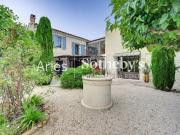 Mas de caractère, 6 chambres, bassin de nage et hangar