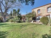 Mas de Caractère en coeur de Village