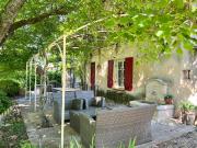 Mas en campagne, 5 à 6 chambres. 242m² Pernes les Fontaines