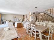 Domaine avec piscine, 2 maisons, 8 chambres, gîtes en...