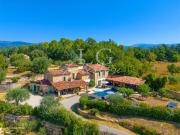 Mas en pierre authentique du 17 eme Montauroux centre...