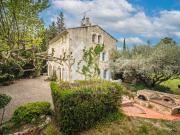 Mas en pierre avec vue 177m² Saint Rémy de Provence