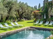 Mas provençal 18 ème siècle 8 chambres Piscine Opio