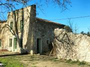MAS PROVENCAL AVEC ANNEXE A RENOVER