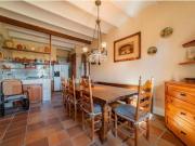 Masía con vistas al mar y 14.000 m² de parcela. XNVV T1093