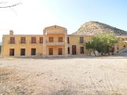 Masía en venta en Águilas. Cortijo en venta con parcela...