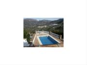 Masía en venta en Alcaucín. Magnífica finca con piscina...